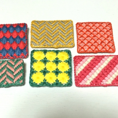 刺繍ブローチ